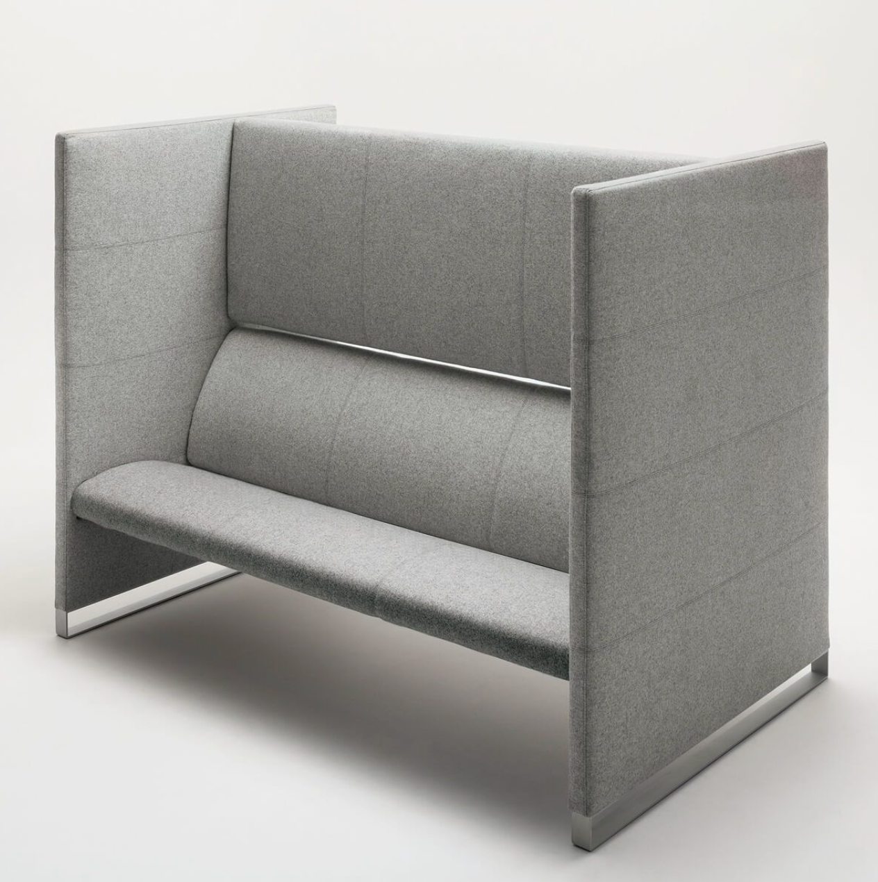 Akustik Sofa II "Hoch"